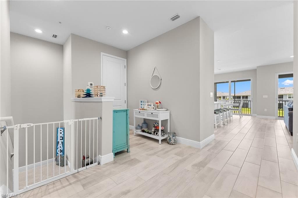 2609 Seychelles CIR # 1608, NAPLES FL 34112-25