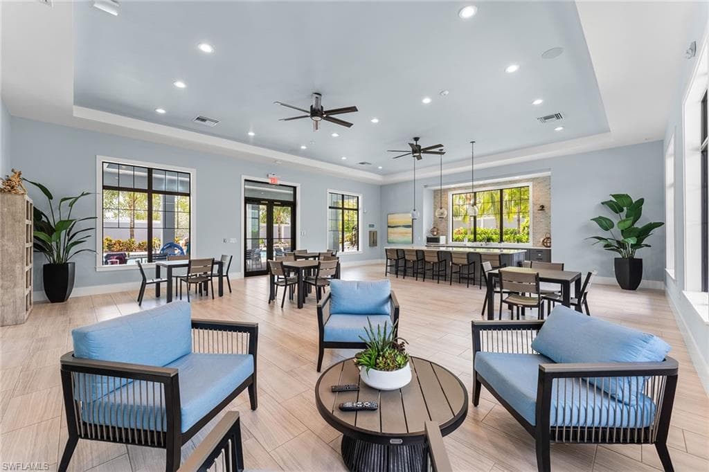 2609 Seychelles CIR # 1608, NAPLES FL 34112-31