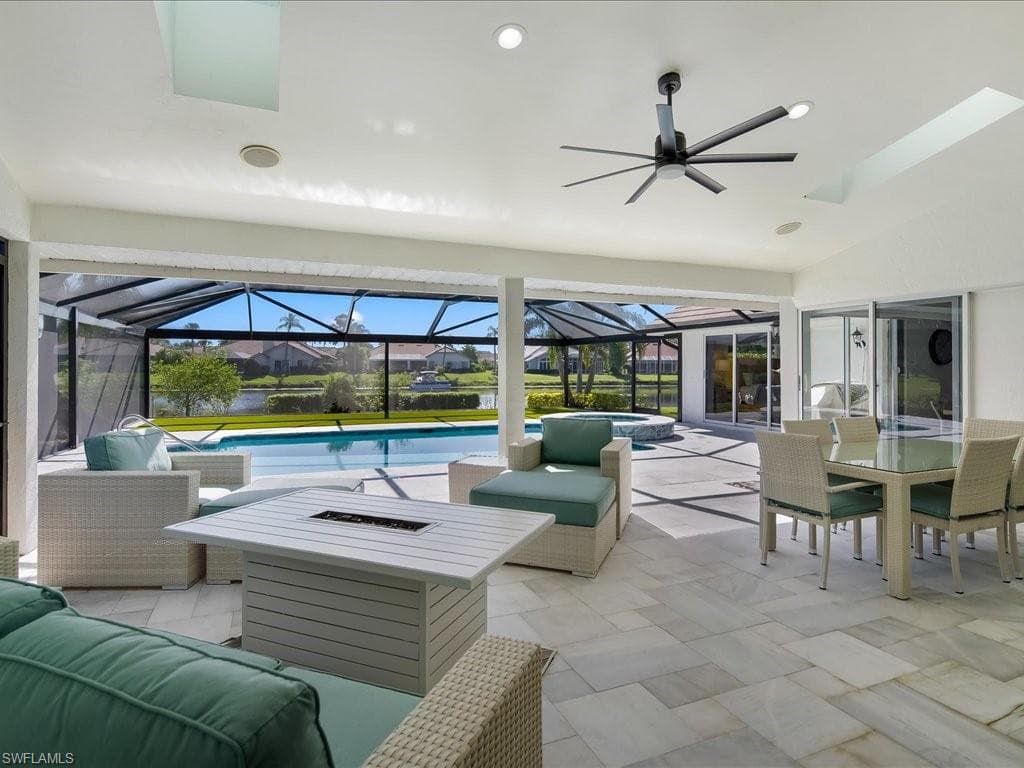 11422 Night Heron DR, NAPLES FL 34119-16