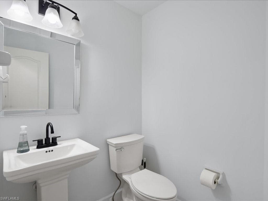 11422 Night Heron DR, NAPLES FL 34119-30