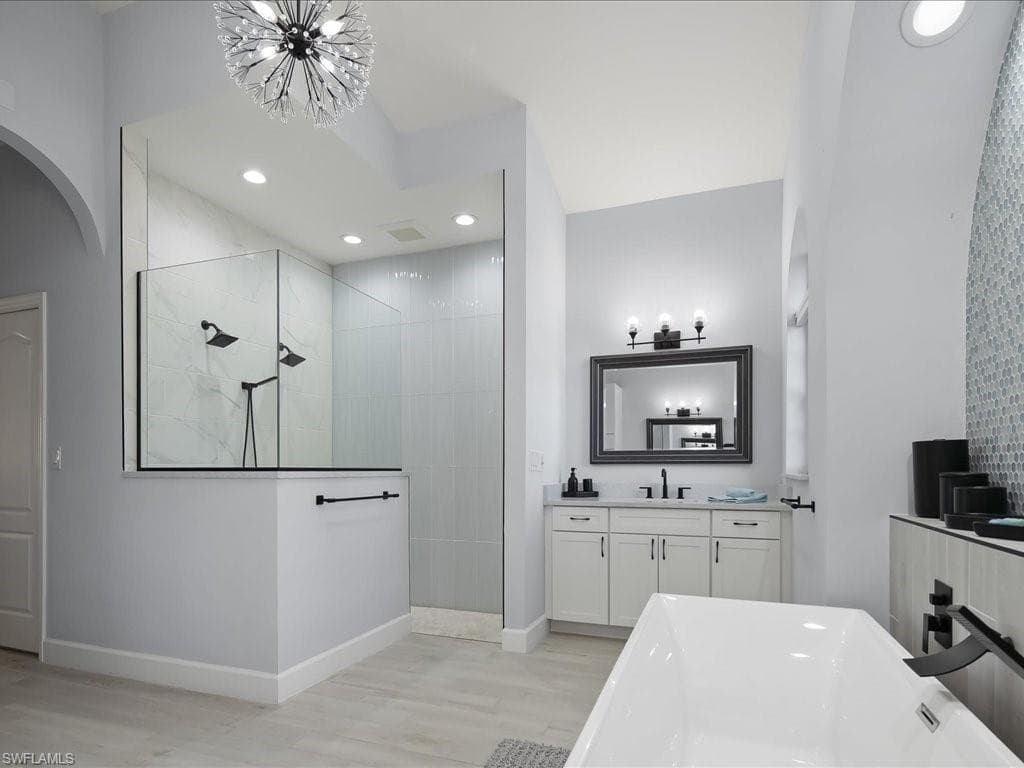 11422 Night Heron DR, NAPLES FL 34119-24