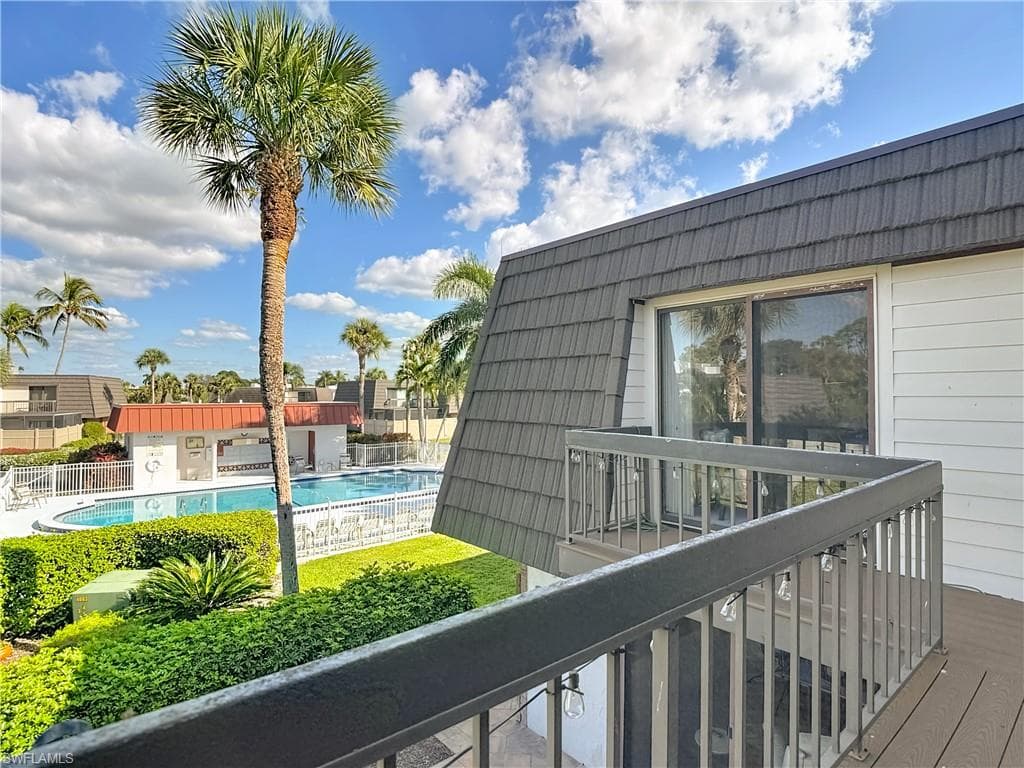 119 Lake Point LN # 5B, NAPLES FL 34112-23