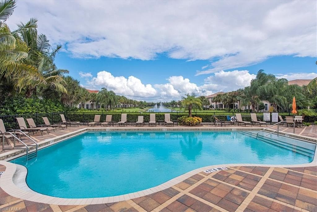 12854 Carrington CIR # 203, NAPLES FL 34105-26