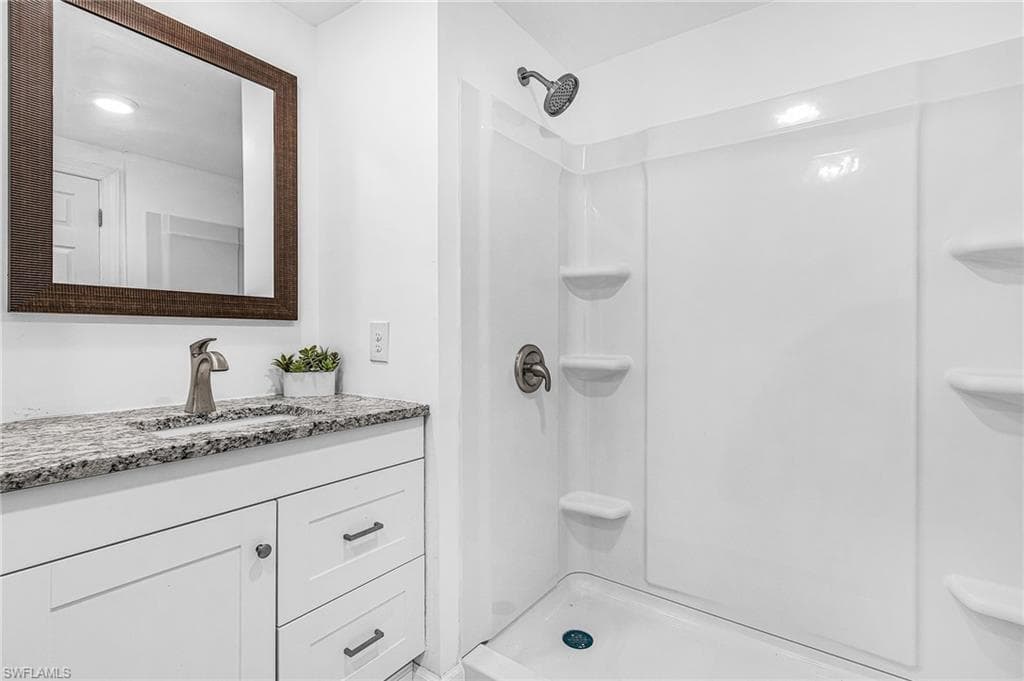 67 Sturbridge LN, FORT MYERS FL 33908-19