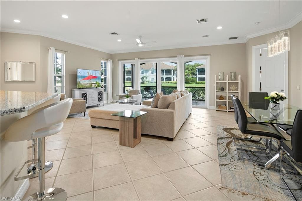 5025 Blauvelt WAY # 101, NAPLES FL 34105-1