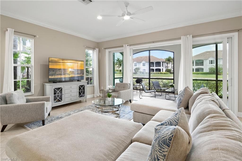 5025 Blauvelt WAY # 101, NAPLES FL 34105-2