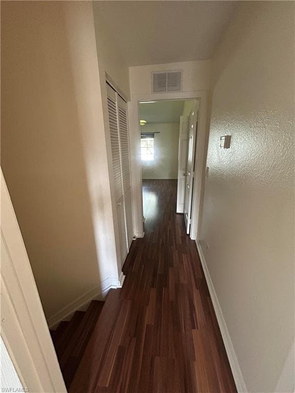 8159 Pacific Beach DR, FORT MYERS FL 33966-8