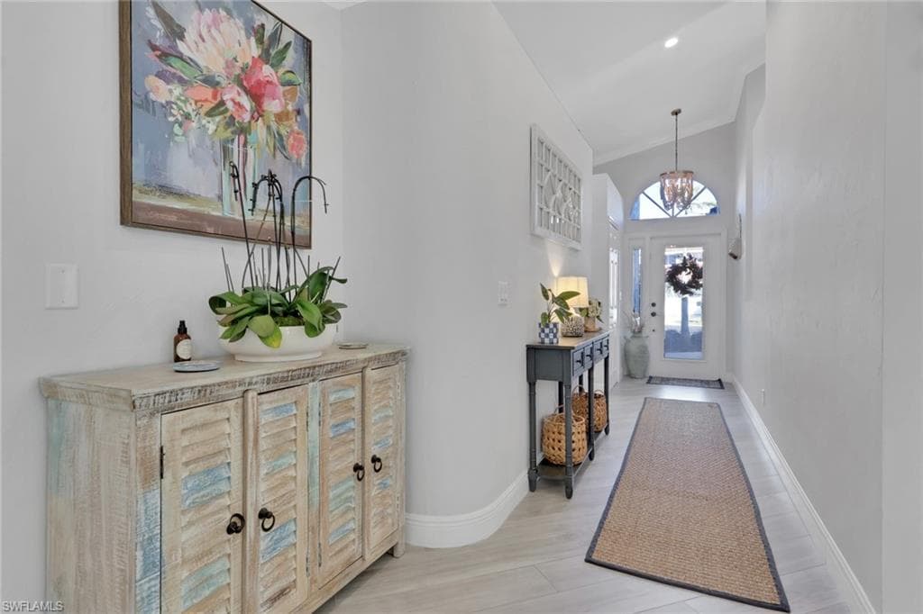 1151 Jardin DR, NAPLES FL 34104-16