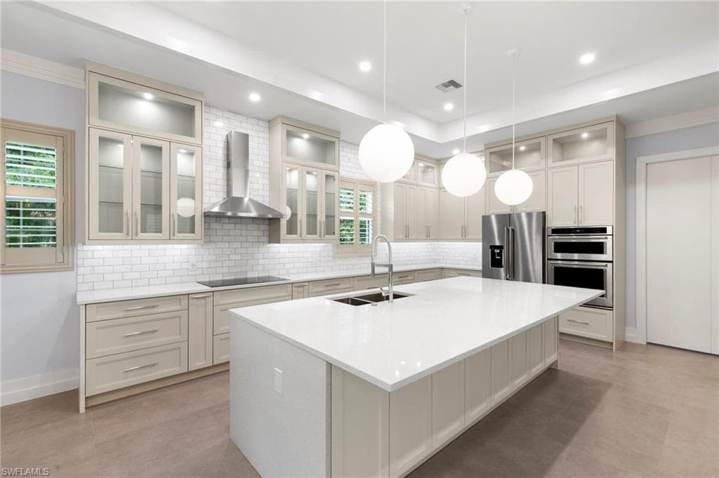 1086 Michigan AVE-5