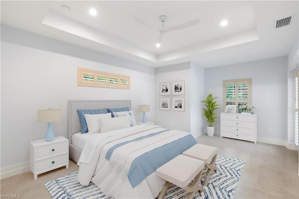 1086 Michigan AVE-16
