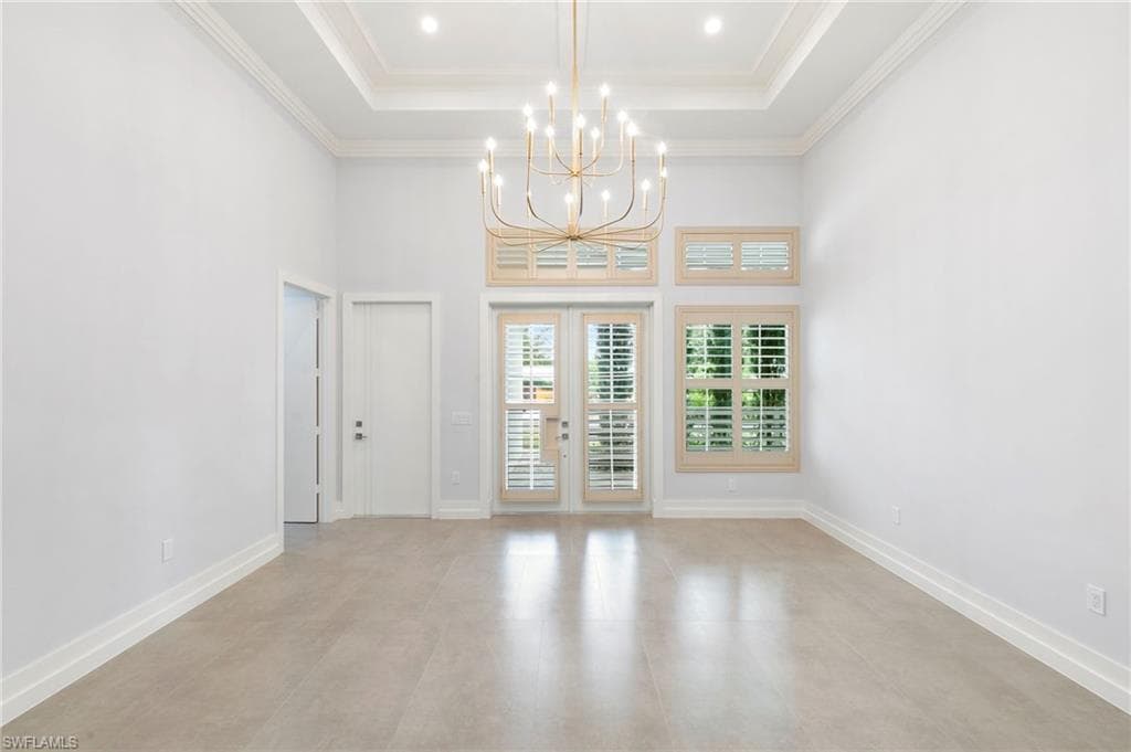 1086 Michigan AVE-9