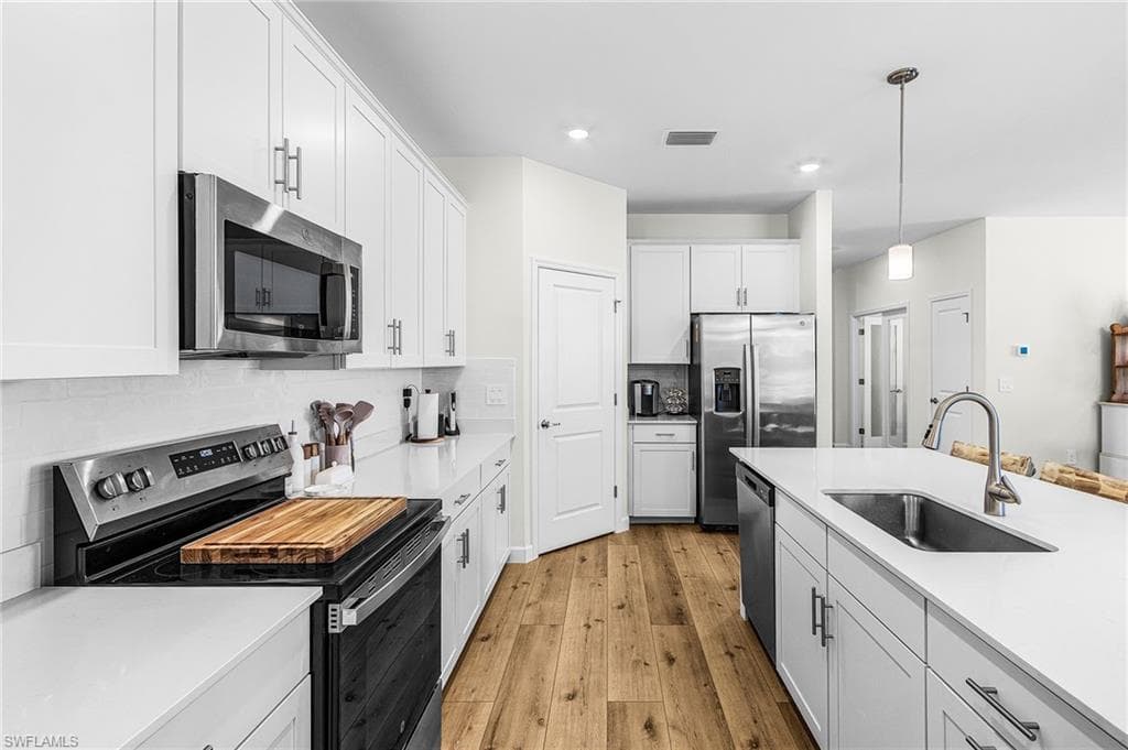 17624 Saddleback LOOP, NORTH FORT MYERS FL 33917-9