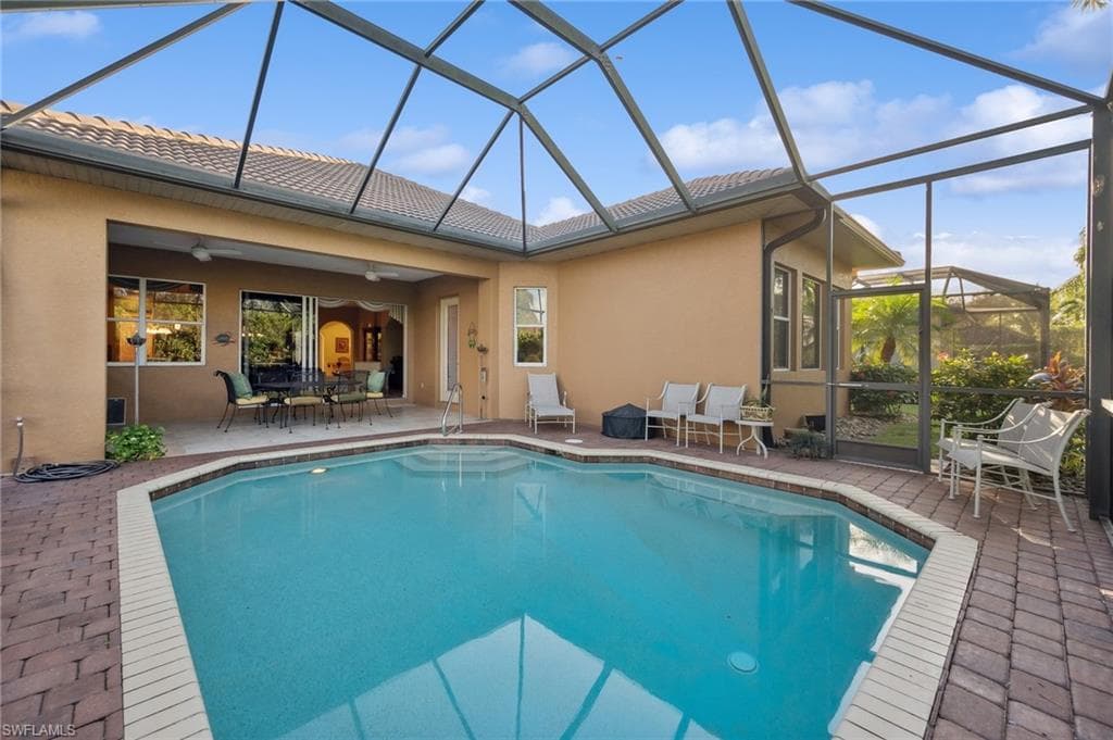 10748 Fieldfair DR, NAPLES FL 34119-16