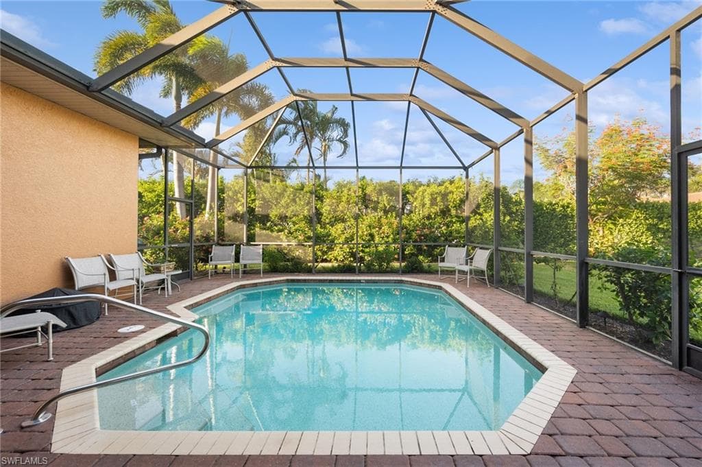 10748 Fieldfair DR, NAPLES FL 34119-17