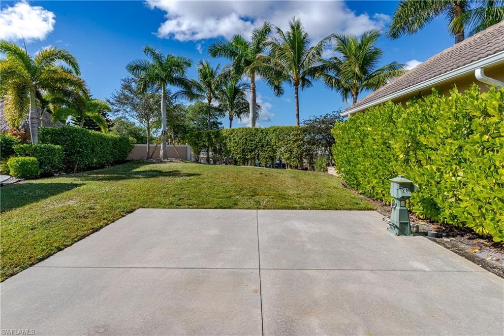 13407 Snook CIR, NAPLES FL 34114-17