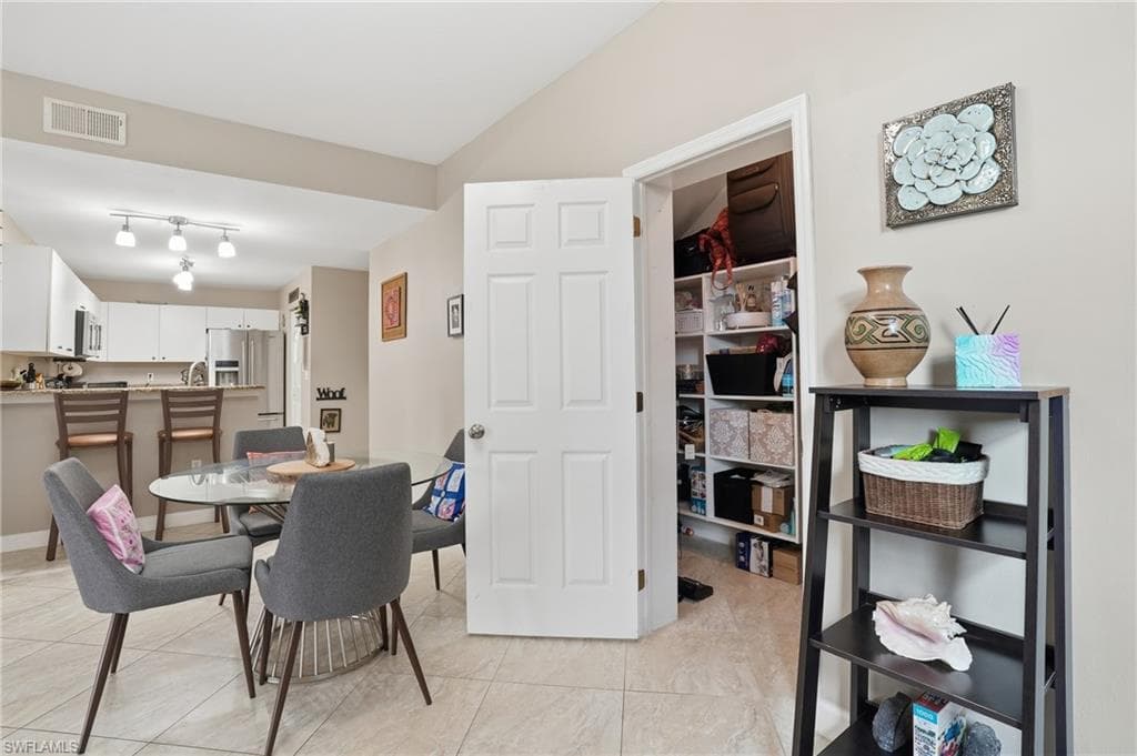 15450 Bellamar CIR # 2811, FORT MYERS FL 33908-6