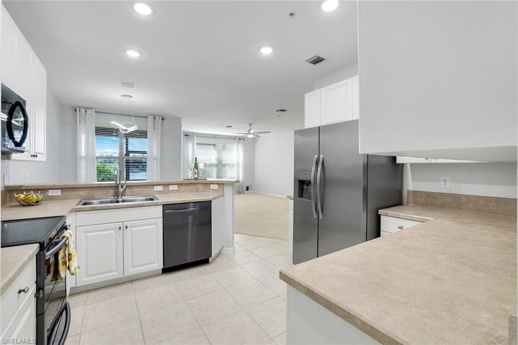 1370 Mariposa CIR # 102, NAPLES FL 34105-12