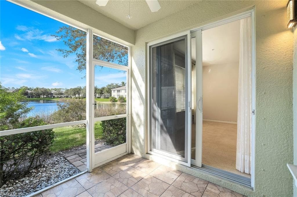 1370 Mariposa CIR # 102, NAPLES FL 34105-36