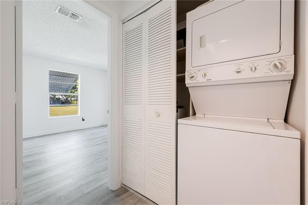 13 Pinewood BLVD, LEHIGH ACRES FL 33936-24