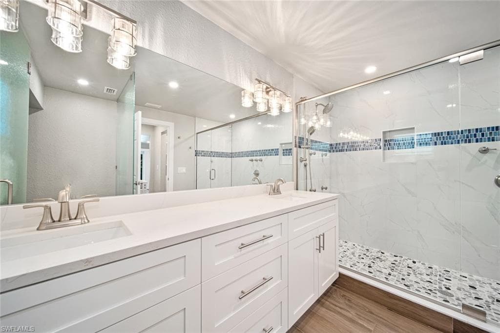 1270 Par View DR-22