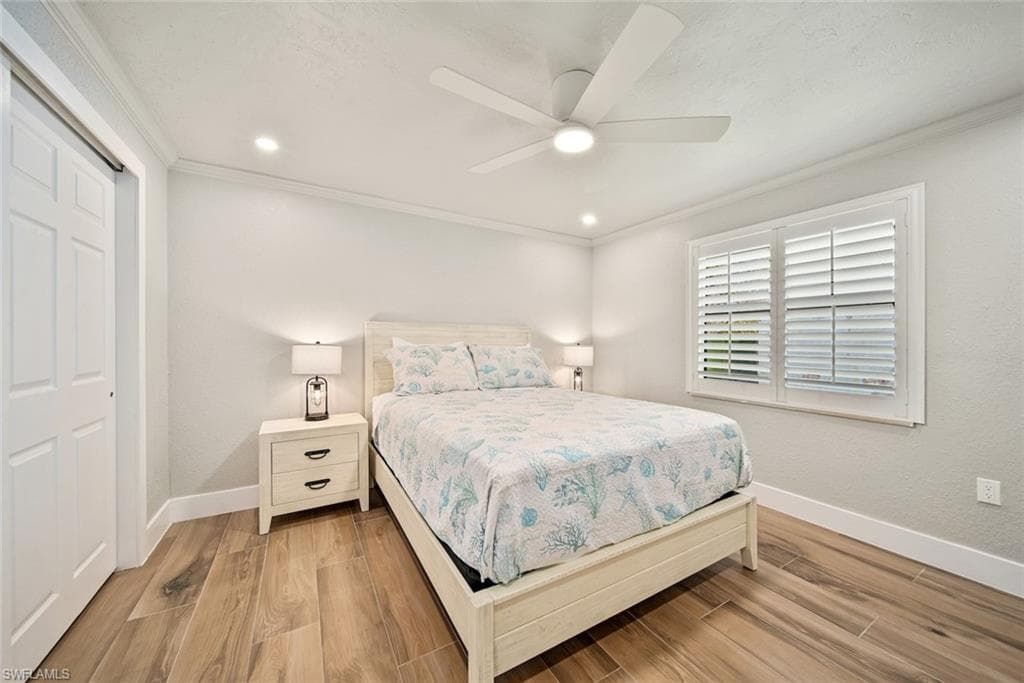 1270 Par View DR-26
