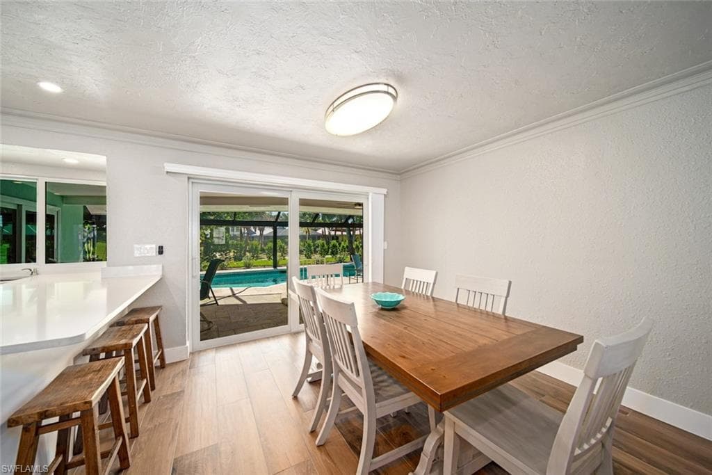 1270 Par View DR-8