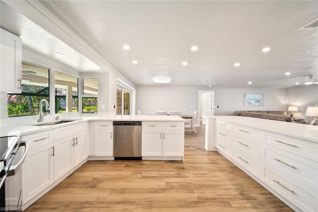 1270 Par View DR-13