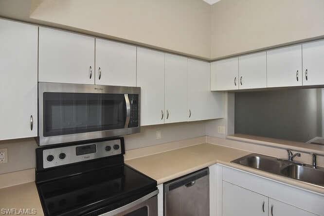 8331 Bernwood Cove LOOP # 1402, FORT MYERS FL 33966-33