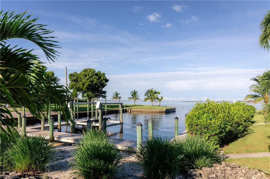 14040 Schultz Rd, FORT MYERS FL 33908-2