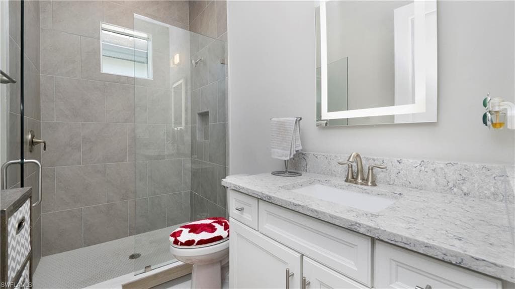 3693 Sapphire Cove CIR, NAPLES FL 34114-18