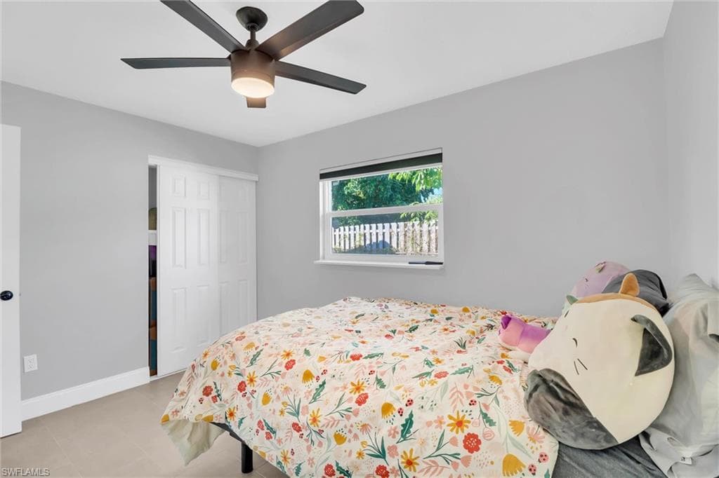 853 Java Plum AVE, NORTH FORT MYERS FL 33903-16