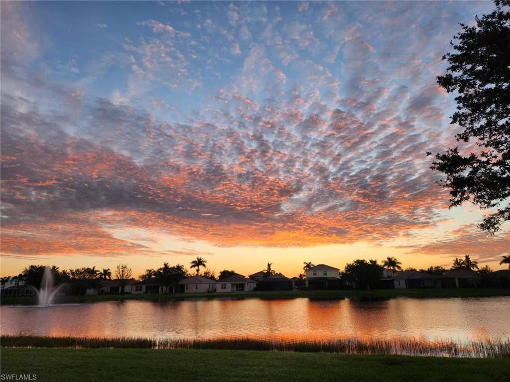2675 Blue Cypress Lake CT, CAPE CORAL FL 33909-45