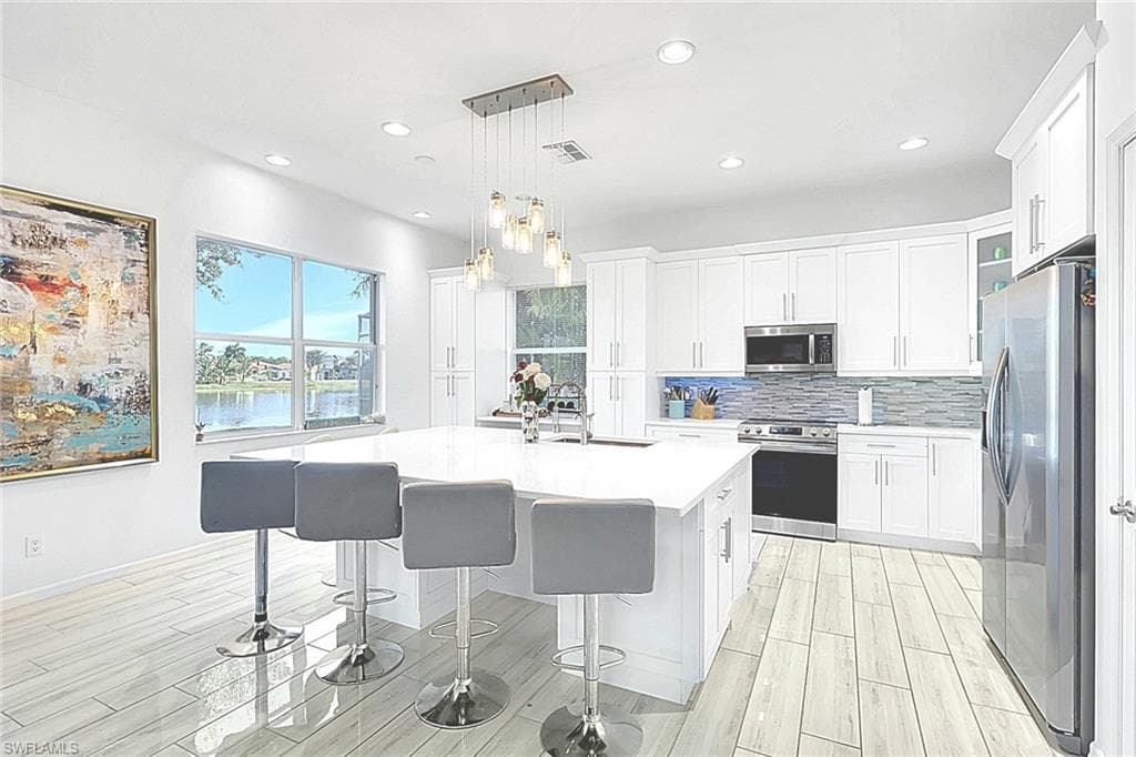 2675 Blue Cypress Lake CT, CAPE CORAL FL 33909-2