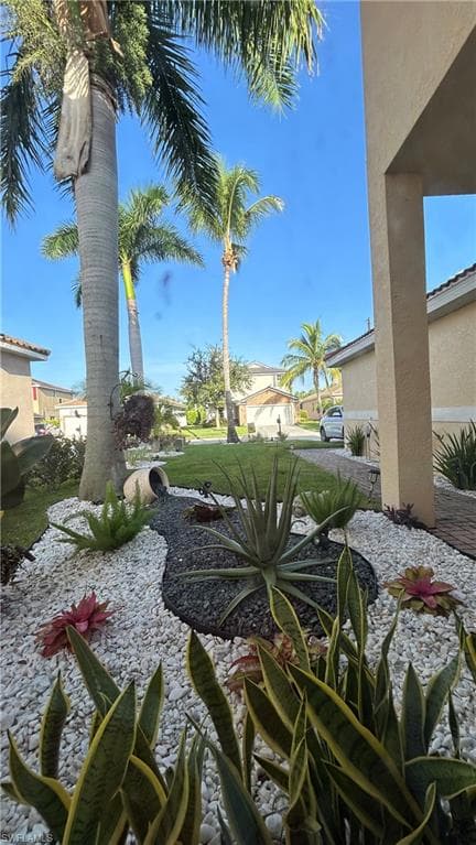 2675 Blue Cypress Lake CT, CAPE CORAL FL 33909-44