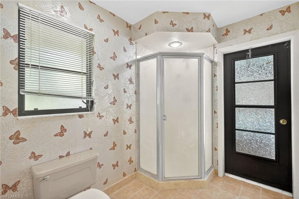 6811 Sandalwood LN-22