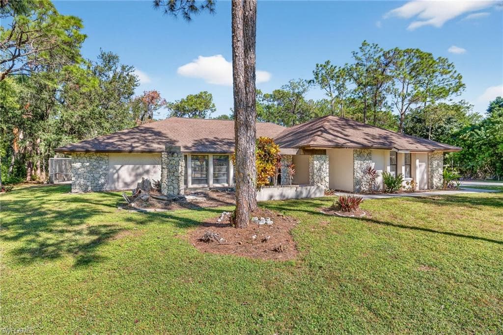 6811 Sandalwood LN-1