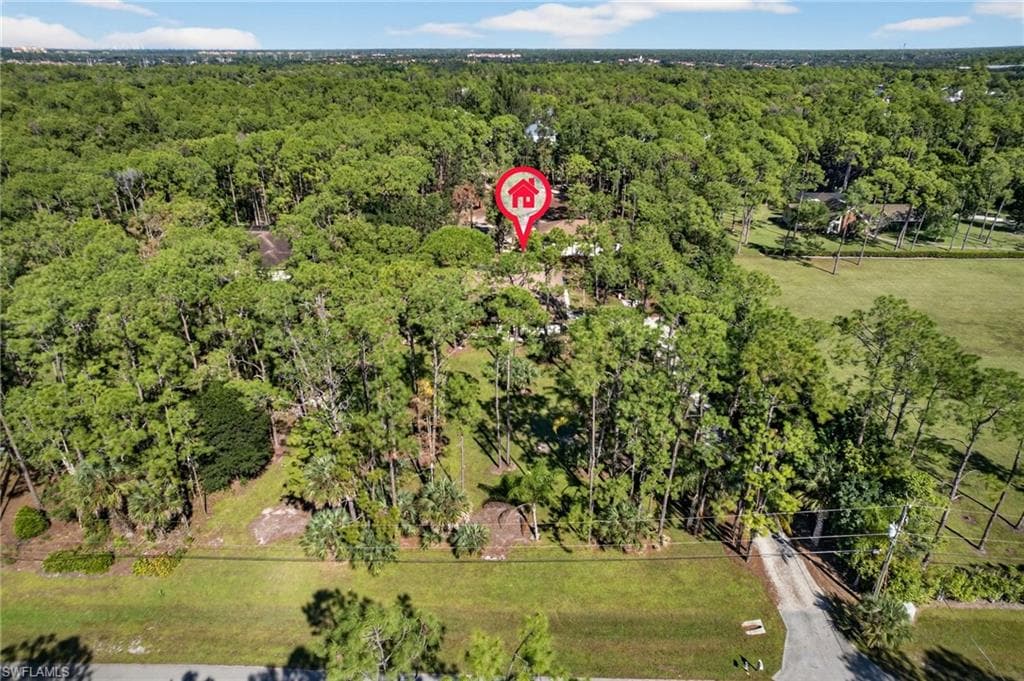 6811 Sandalwood LN-41