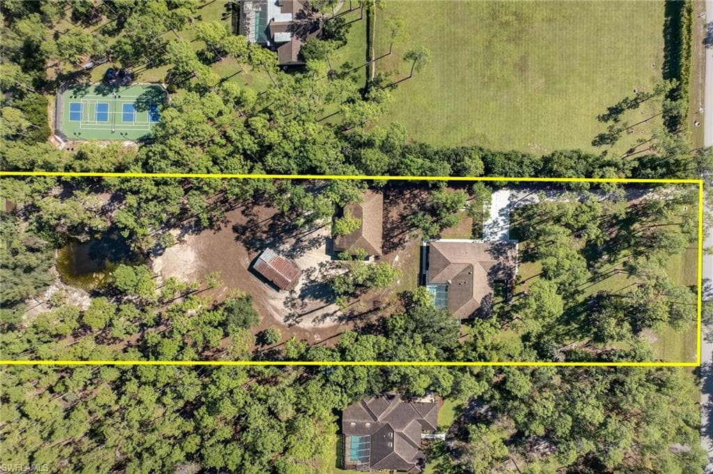 6811 Sandalwood LN-45