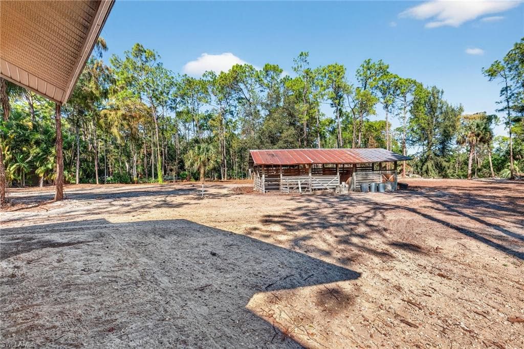 6811 Sandalwood LN-49