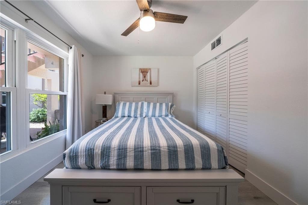 16881 Davis RD # 716, FORT MYERS FL 33908-15