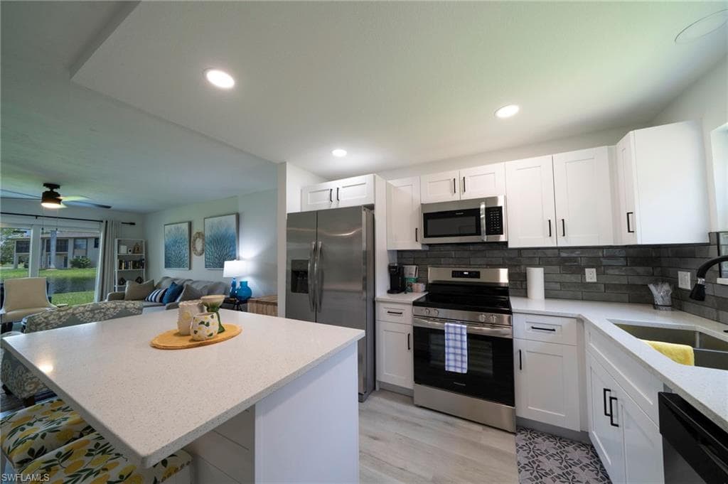 16881 Davis RD # 716, FORT MYERS FL 33908-3