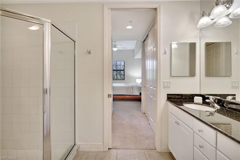 13651 Julias WAY 1427-25