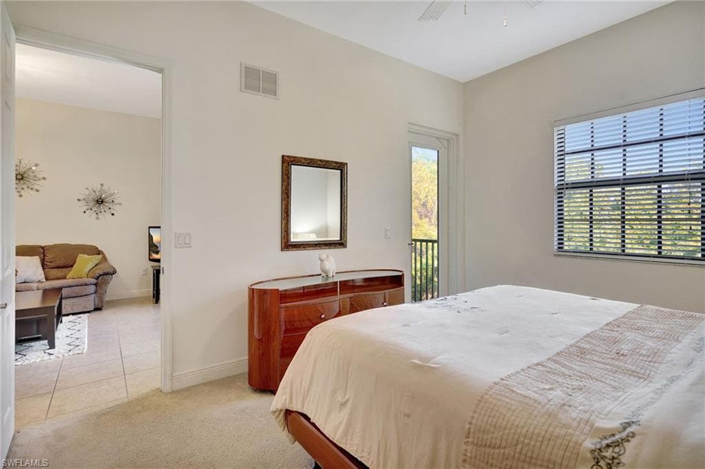 13651 Julias WAY 1427-19
