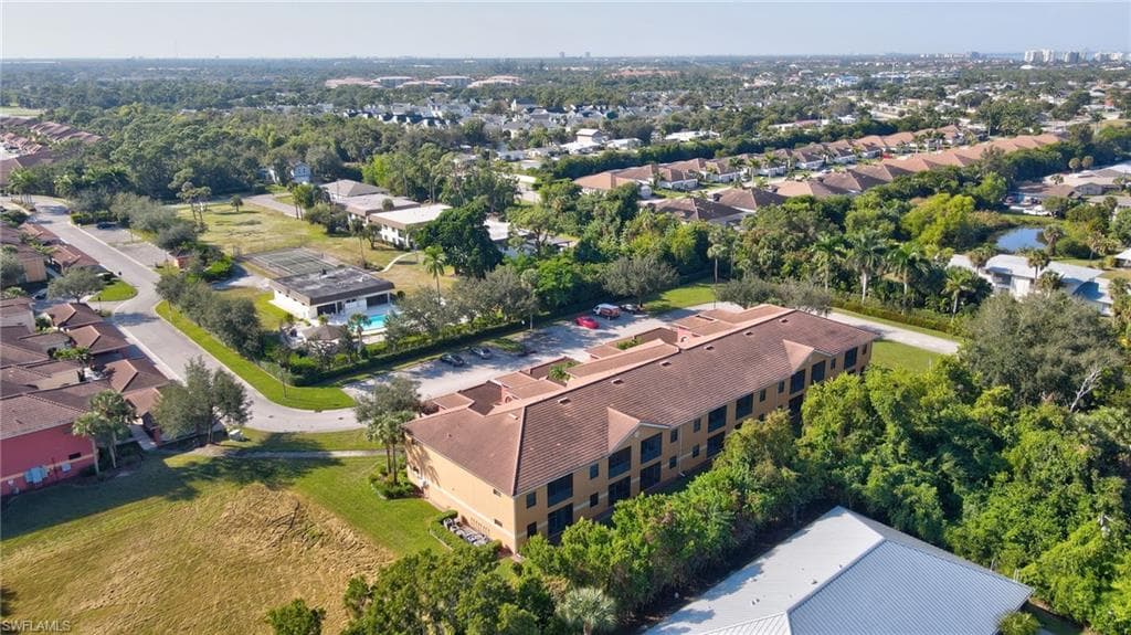 13651 Julias WAY 1427-32