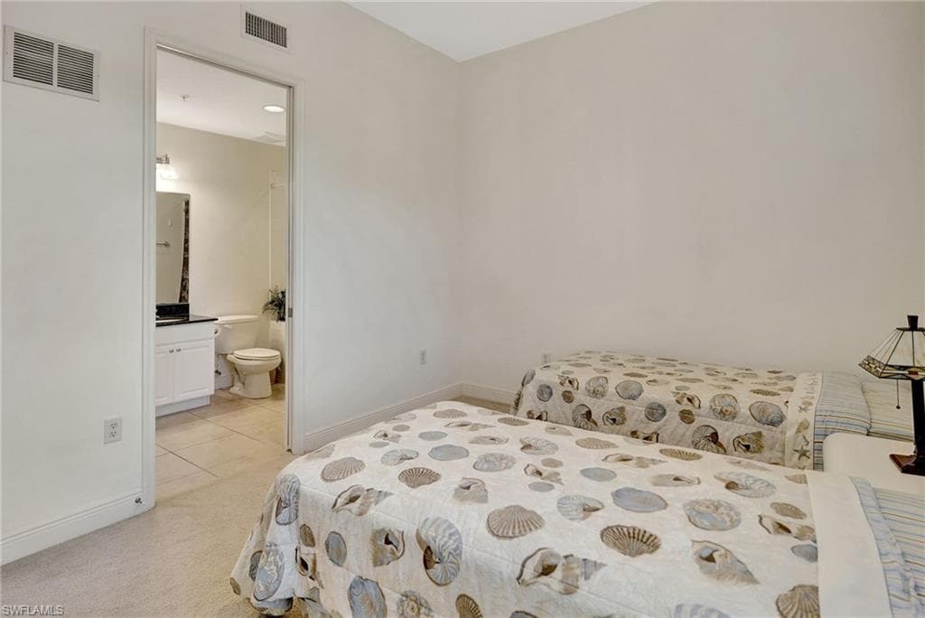 13651 Julias WAY 1427-14