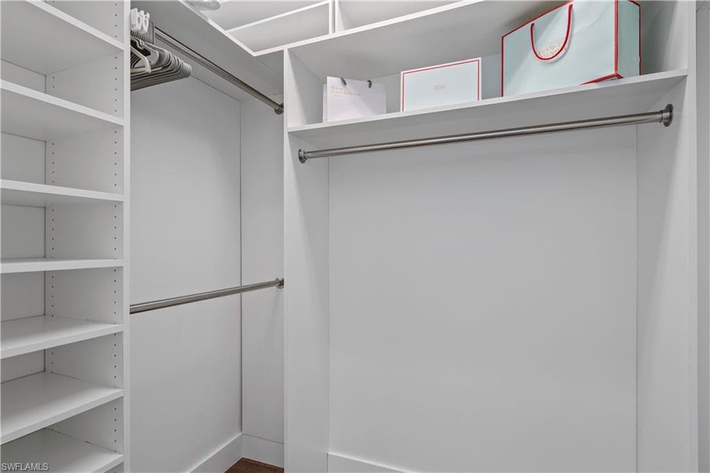 1100 Steeves AVE, NAPLES FL 34104-37