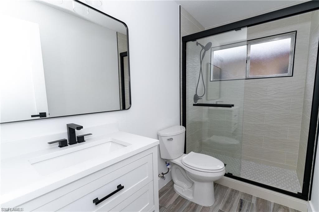 6499 Royal Woods DR, FORT MYERS FL 33908-8