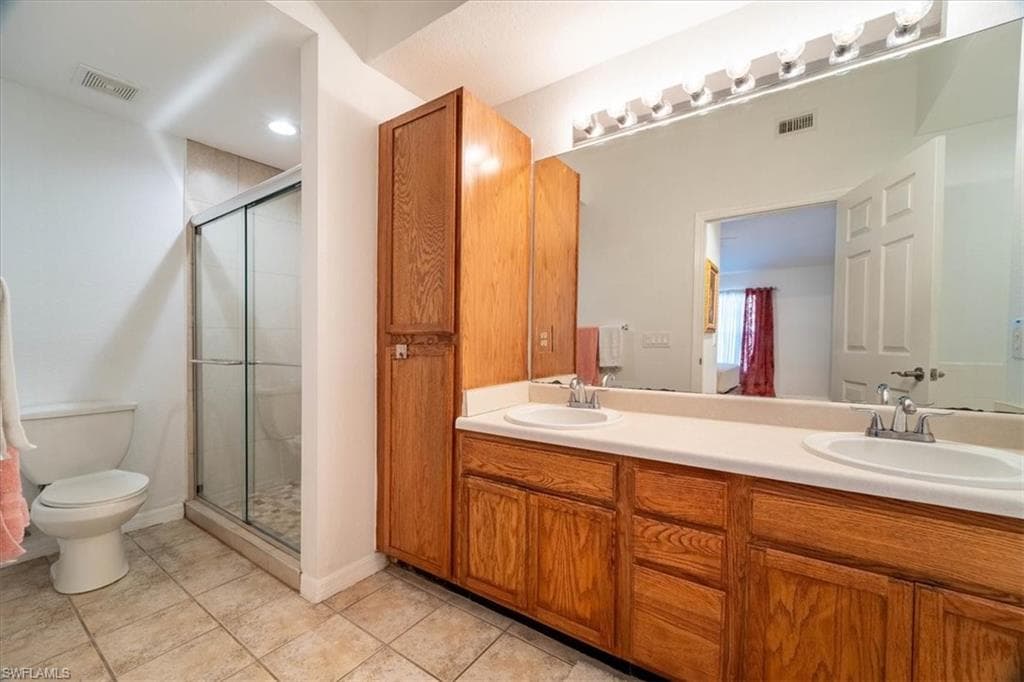 7925 Preserve CIR # 333, NAPLES FL 34119-11