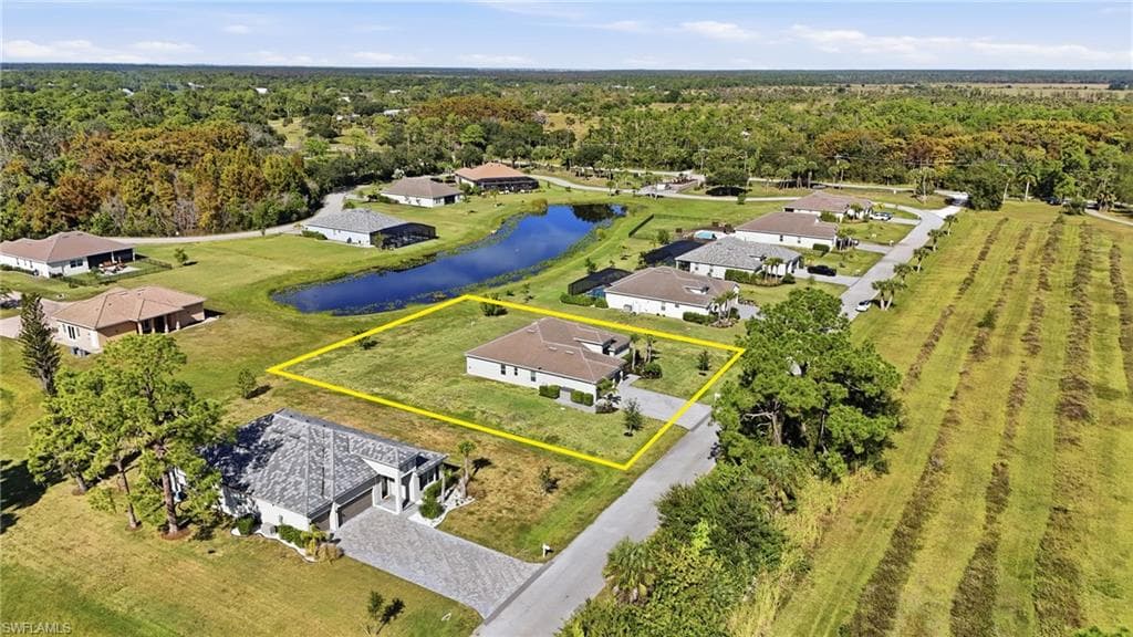 17040 Serengeti CIR, ALVA FL 33920-2