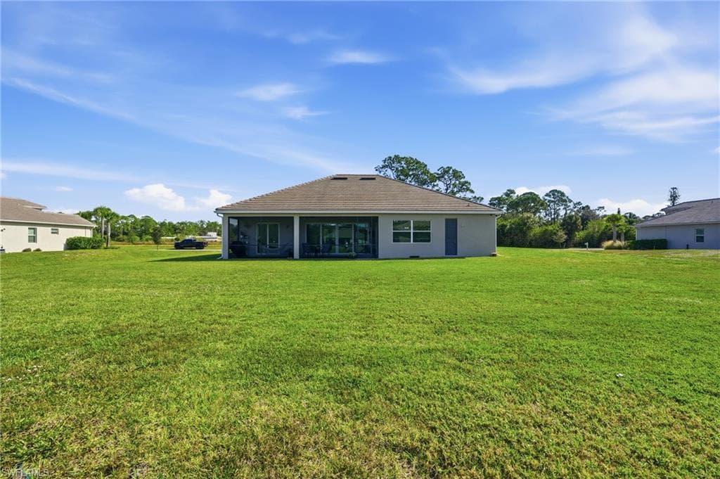 17040 Serengeti CIR, ALVA FL 33920-38
